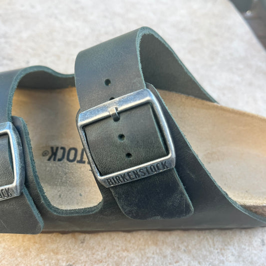 BIRKENSTOCK Arizona. Thyme Oiled Leather
