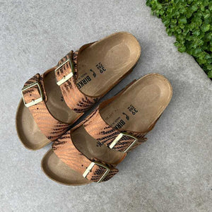 BIRKENSTOCK Arizona. Soft Zebra Pecan Synthetic animal print