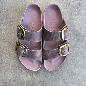 BIRKENSTOCK Arizona Big Buckle Lavender Oiled Leather gold buckle