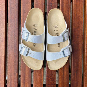 BIRKENSTOCK Arizona. Shiny Lizard White Birko-flor Ireland