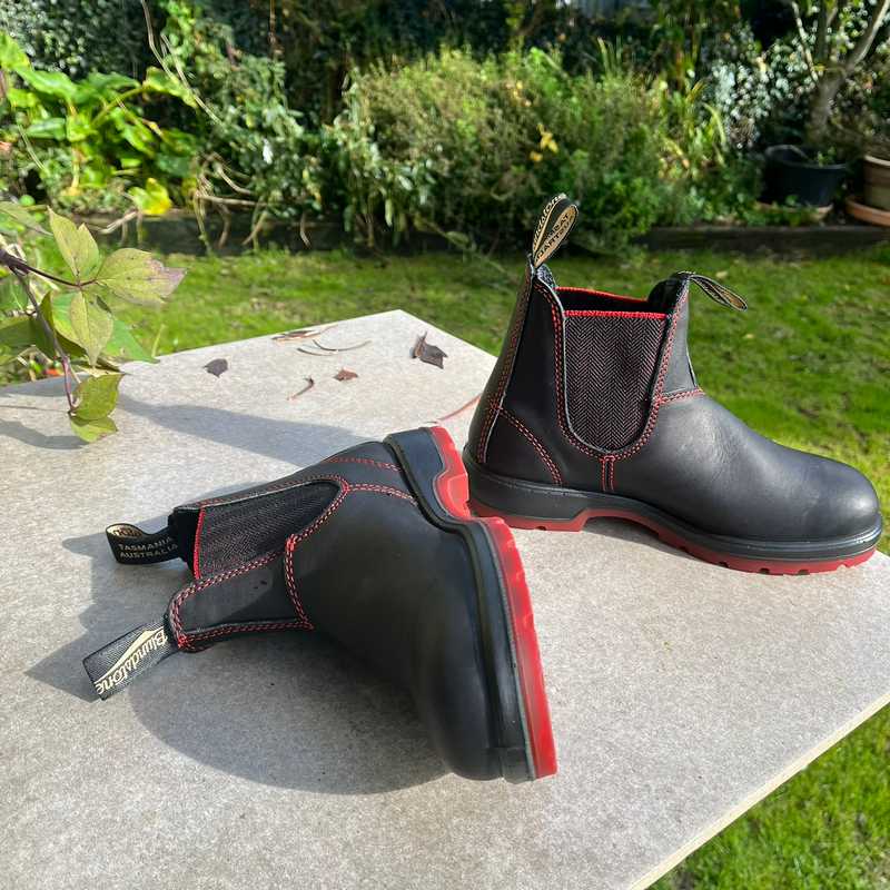 Blundstone 2342 Black Red- Classic Series