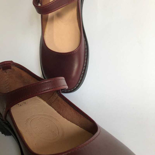 Handmade Leather Mary Jane Shoes - Cherry