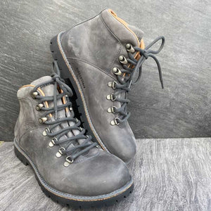 BIRKENSTOCK Jackson Graphite Nubuck Leather