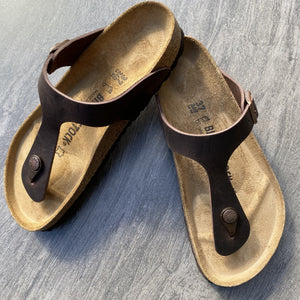 BIRKENSTOCK Gizeh Habana Oiled Leather Thong sandal