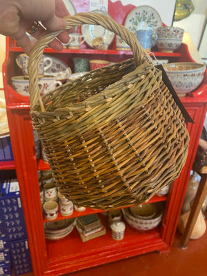 Willow Basket Small