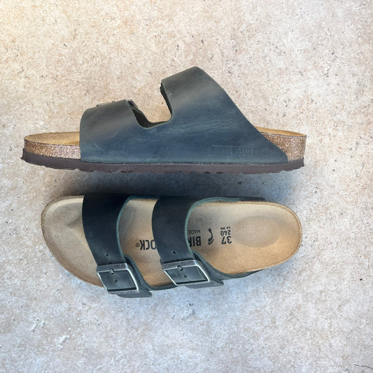 BIRKENSTOCK Arizona. Thyme Oiled Leather