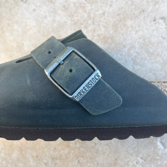 BIRKENSTOCK Boston Thyme Oiled Leather