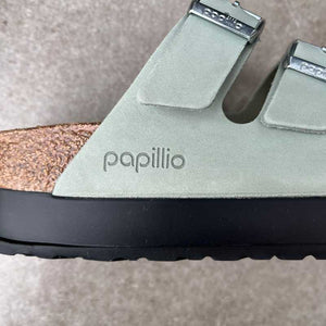 BIRKENSTOCK Florida Pure Sage Papillio Platform Birko-Flor pale green