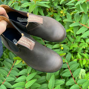 Pair of brown blundstone boots 