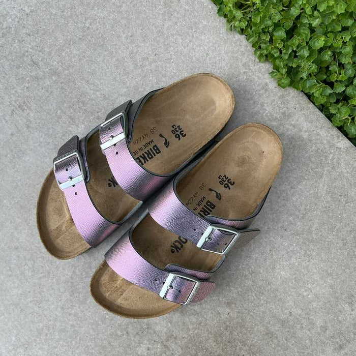 BIRKENSTOCK Arizona. Saffiano Iridescent Viola Birko-Flor