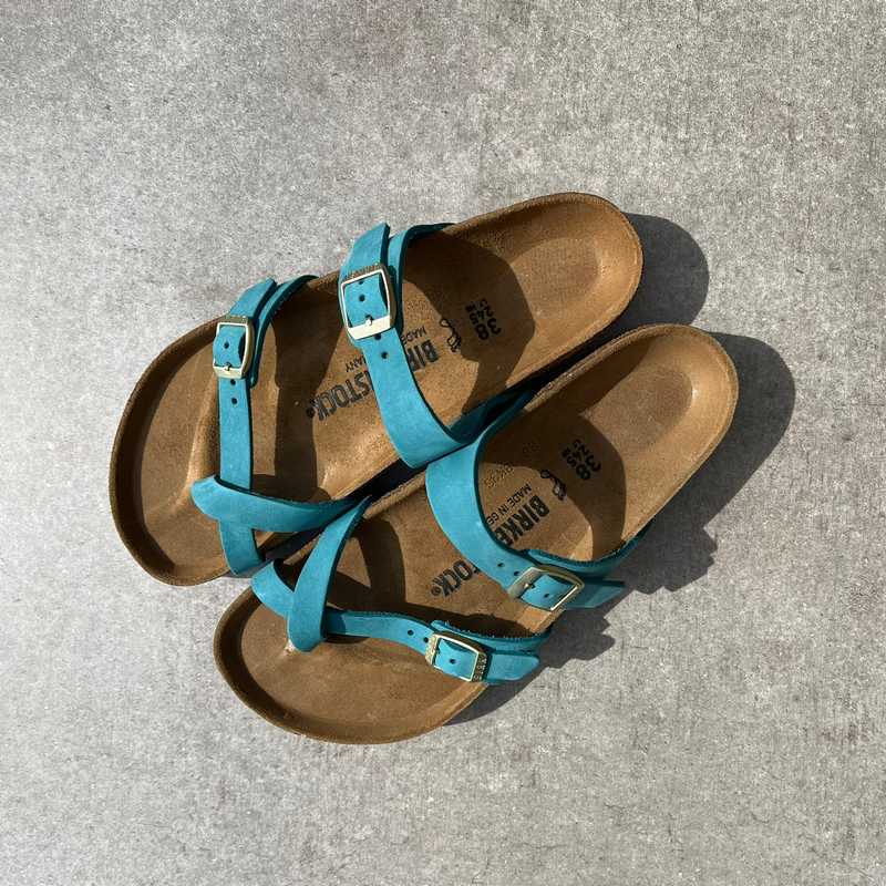 BIRKENSTOCK Mayari Biscay Bay Oiled Leather cross strap
