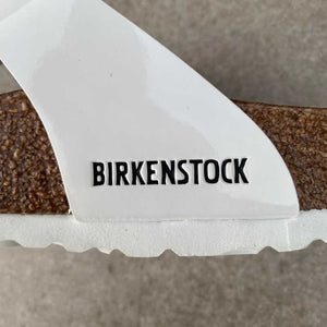 BIRKENSTOCK Gizeh White Patent Birko-flor white sole
