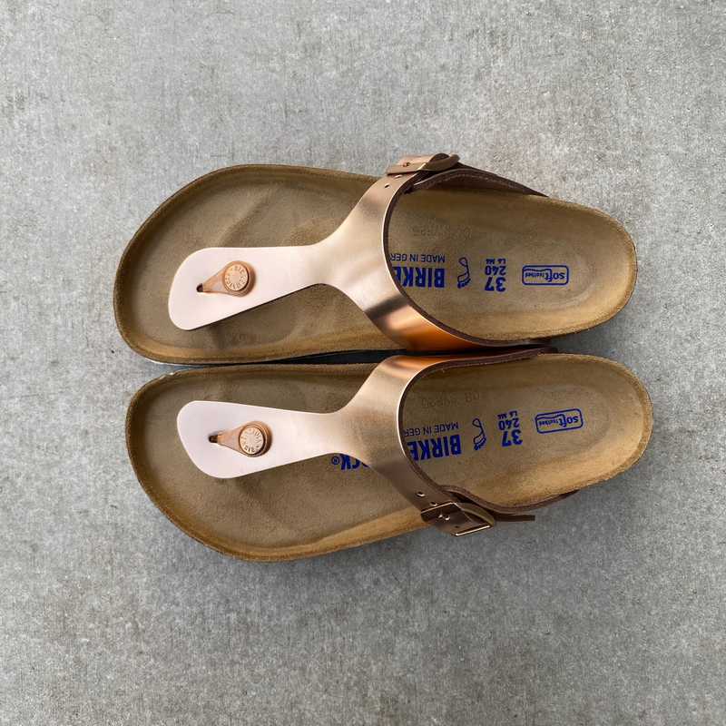 BIRKENSTOCK Gizeh Metallic Copper Birko-flor white sole