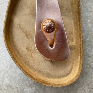 BIRKENSTOCK Gizeh Metallic Copper Birko-flor thong sandal 