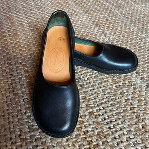 Brendan Jennings Handmade Leather Court Shoes Black simple
