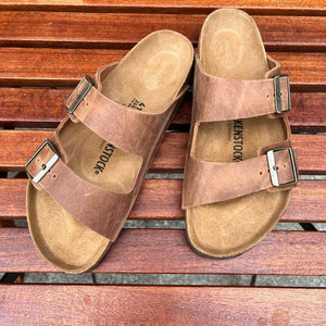 BIRKENSTOCK Arizona. Cognac Oiled Leather Ireland Brown sandals