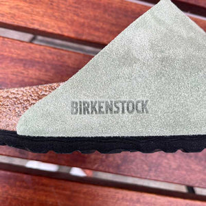 BIRKENSTOCK Arizona. Green Tea Suede Leather Soft Footbed Ireland new