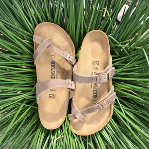 mayari tobacco brown BIRKENSTOCK Mayari Tobacco Brown Oiled Leather – Craft Shop Bantry mayari tobacco brown BIRKENSTOCK Mayari Tobacco Brown Oiled Leather – Craft Shop Bantry