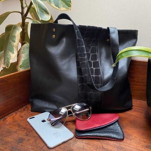 Tote Shopping Bag in Black Leather 102