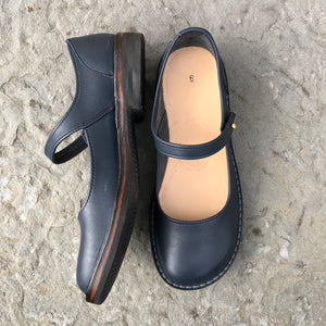 Handmade Mary Jane Style Leather Shoes - Navy Size 6 - Craft Shop Bantry