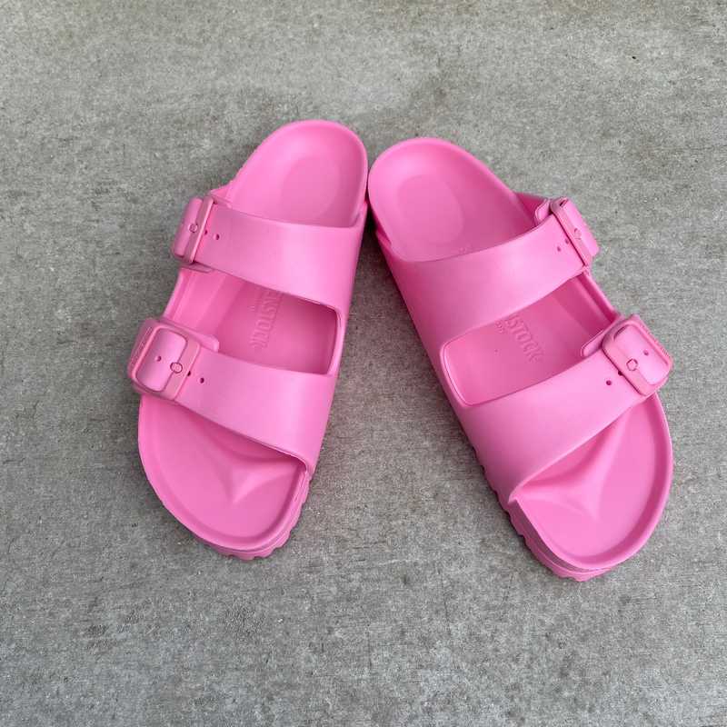 Light pink 2025 waterproof birkenstocks