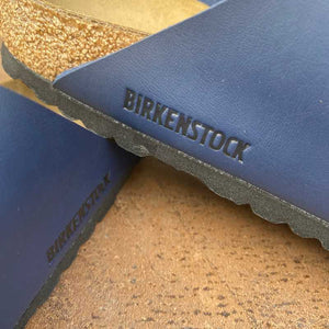 BIRKENSTOCK Arizona Blue Birko-flor Logo detail