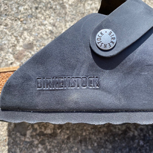 BIRKENSTOCK Boston Black Oiled Leather